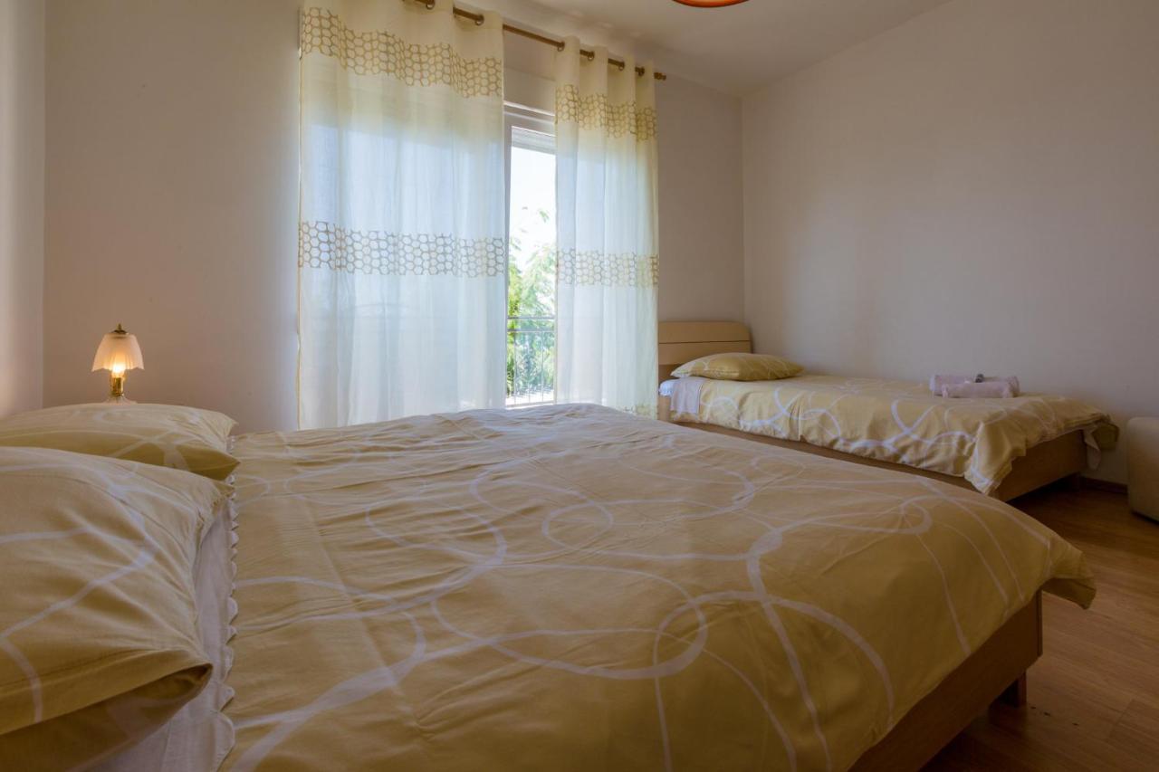 Apartments Domino R ドラマリ エクステリア 写真